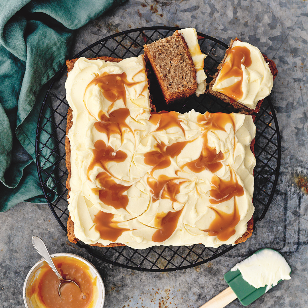 Äppelkaka med frosting (NYHET)